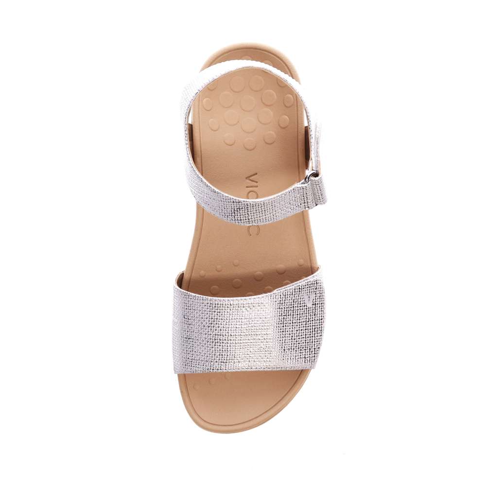 Raz Metallic Wedge Sandal - White