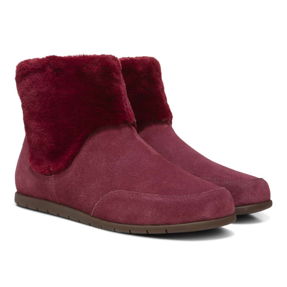 Maizie Slipper - Wine